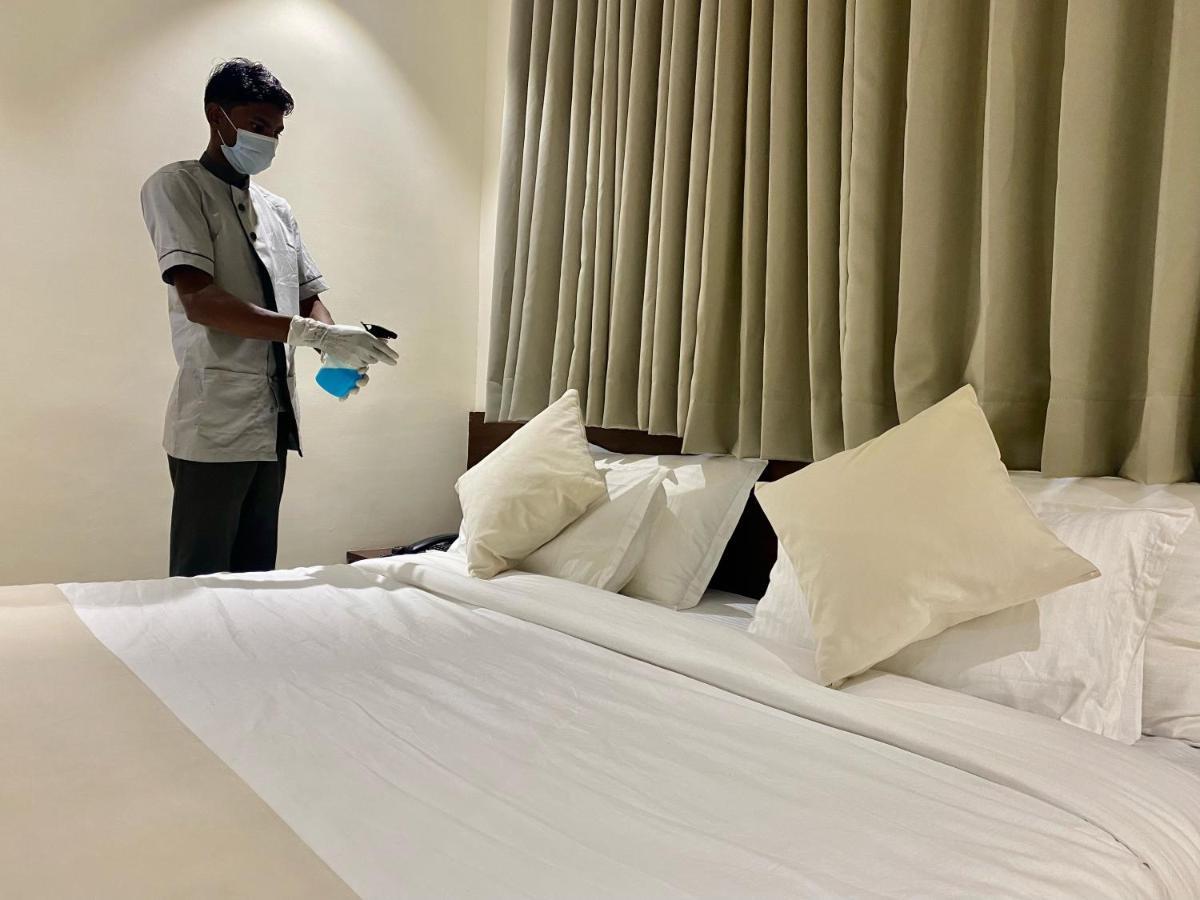 Hotel Vrindavan Palace إندور المظهر الخارجي الصورة