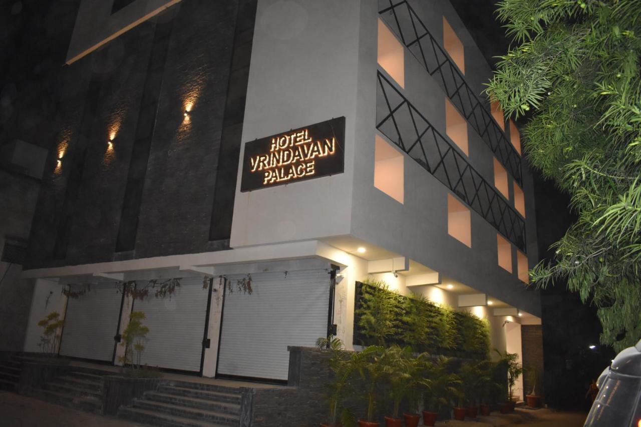 Hotel Vrindavan Palace إندور المظهر الخارجي الصورة
