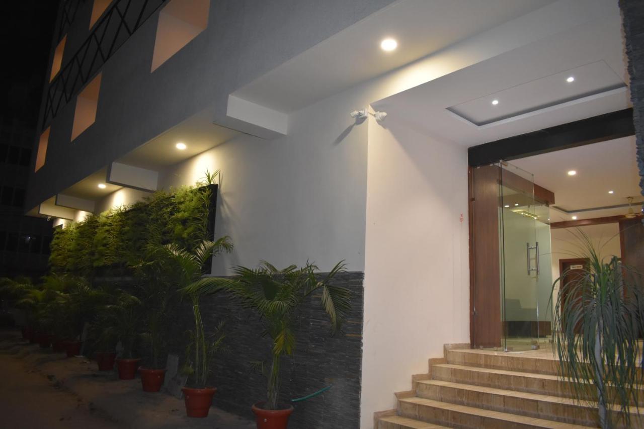 Hotel Vrindavan Palace إندور المظهر الخارجي الصورة