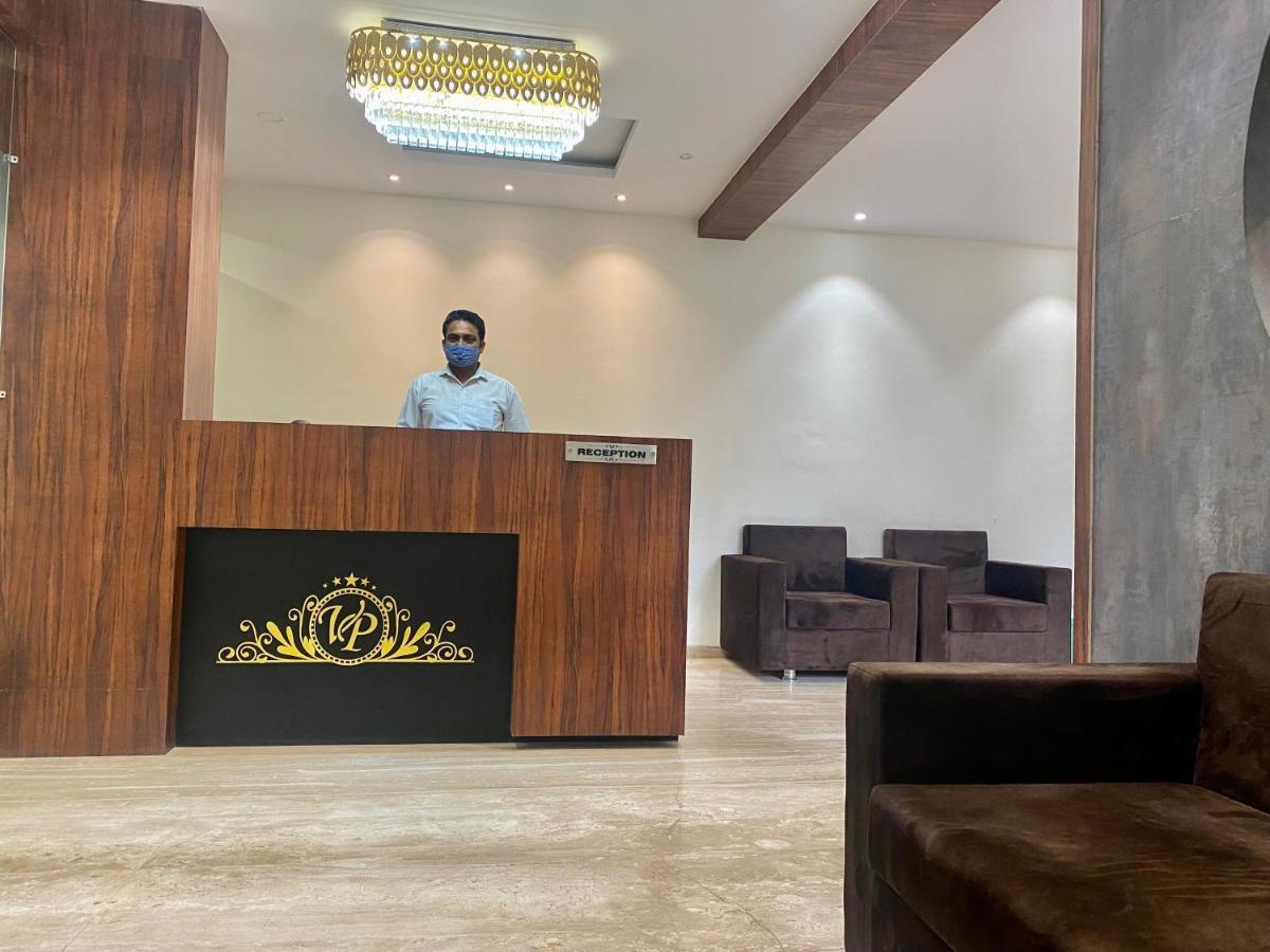 Hotel Vrindavan Palace إندور المظهر الخارجي الصورة