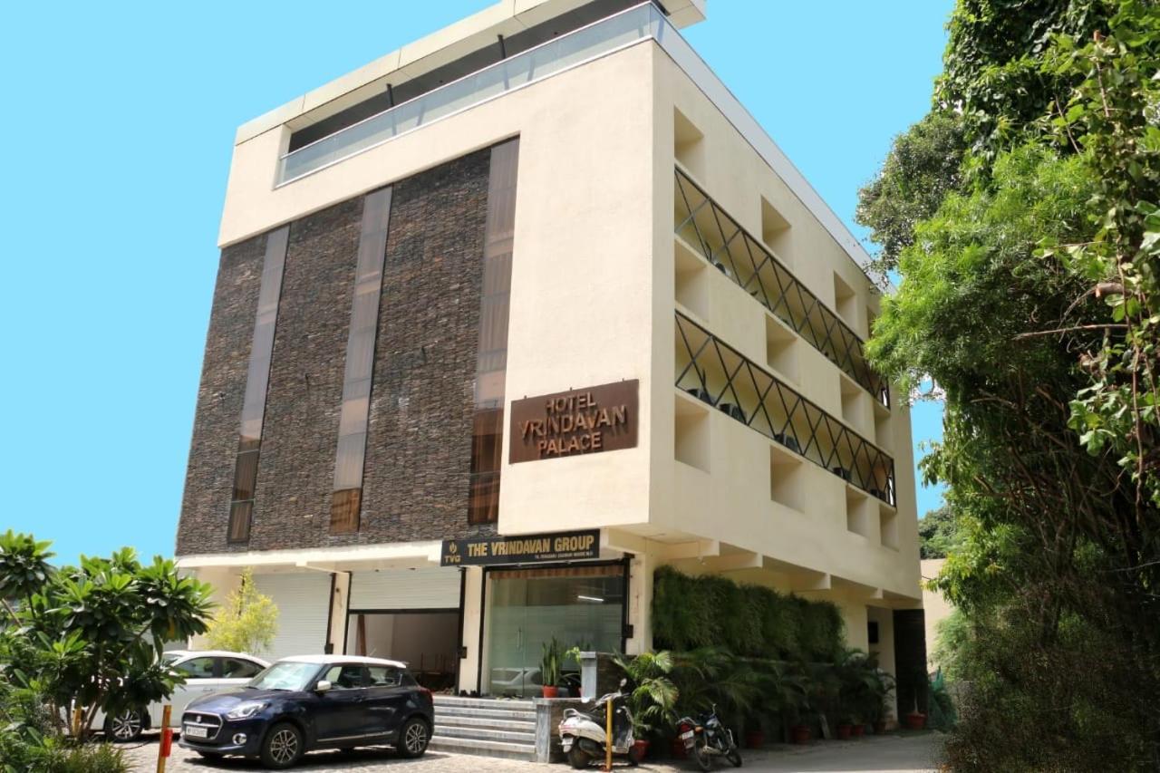 Hotel Vrindavan Palace إندور المظهر الخارجي الصورة